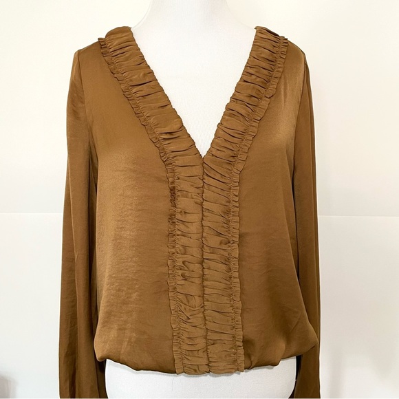 RUFFLE SATIN CROP LONG SLEEVE TOP IN CARAMEL SMALL - Picture 10 of 10